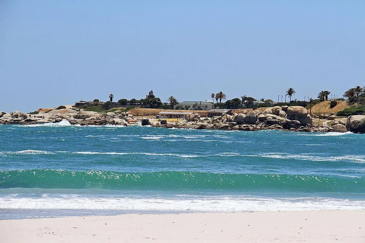 Apartment Brighton Court In Campsbay On The Beach. Cape Town