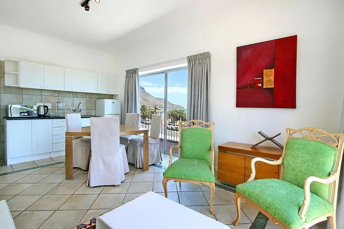 Brighton Court In Campsbay On The Beach. Cape Town Apartment